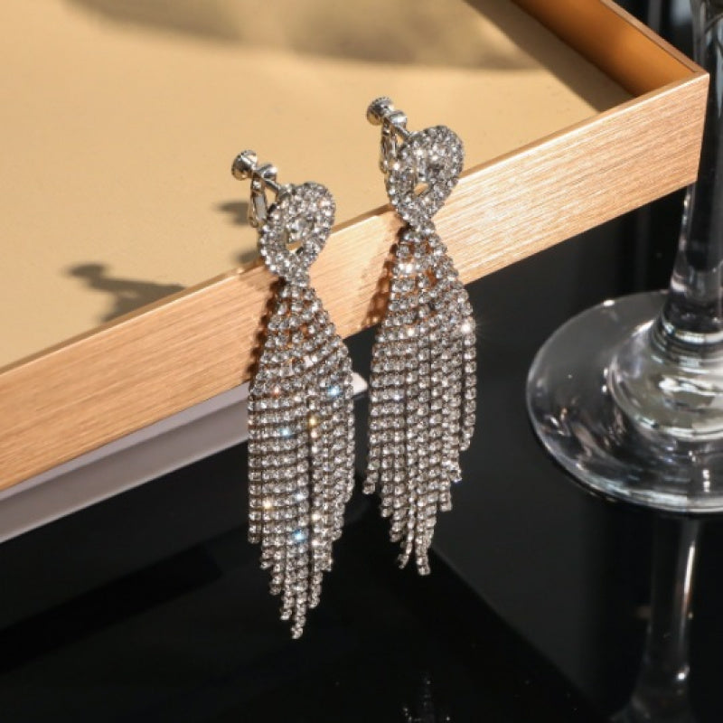 Classic long tassel earrings set with diamond stud earrings, a fashionable evening dress accessory