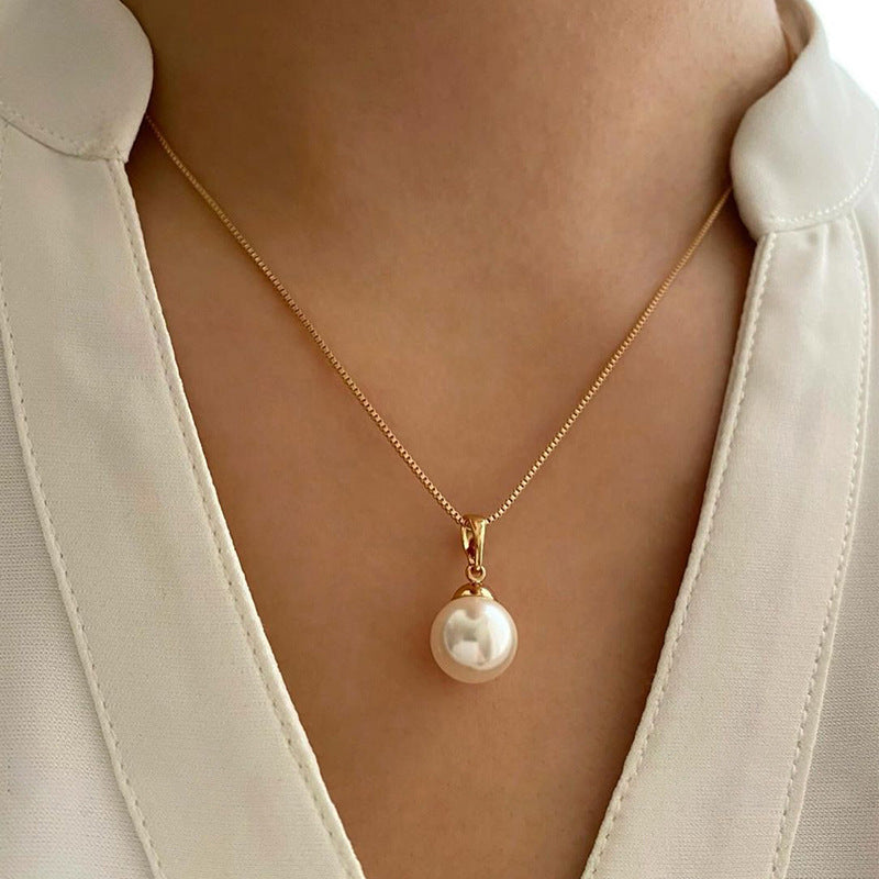 Fashionable pearl necklace and earring set, workplace and office fashion matching, birthday queue, party, outdoor