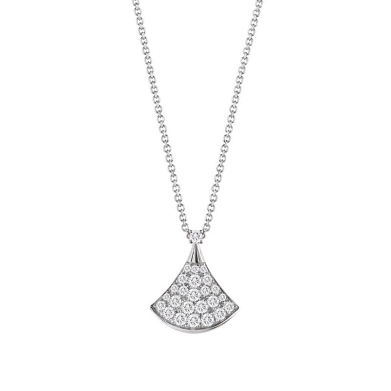 Natural mother-of-pearl dress necklace with high-end fan-shaped pendant and collarbone chain