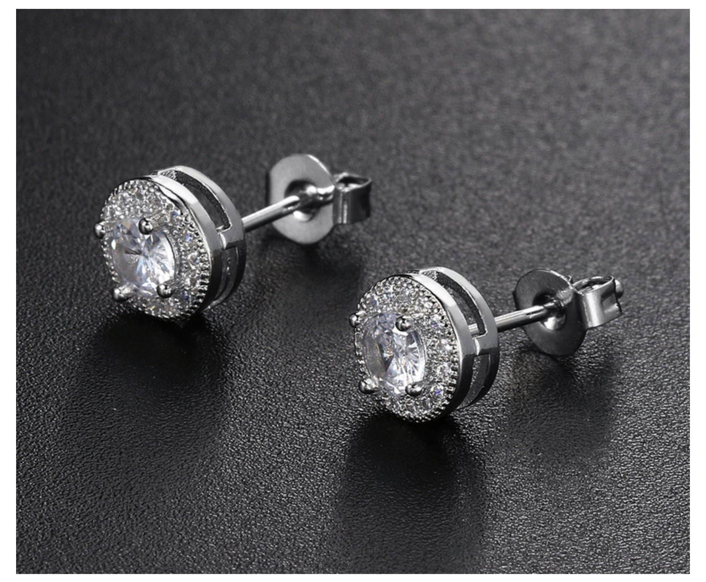 Moissanite earrings with round-cut bright stud earrings, fashionable jewelry suitable for both women and men