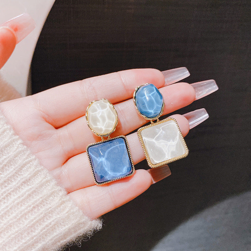 The sea and sky design asymmetrical square color blocks, 3D earrings