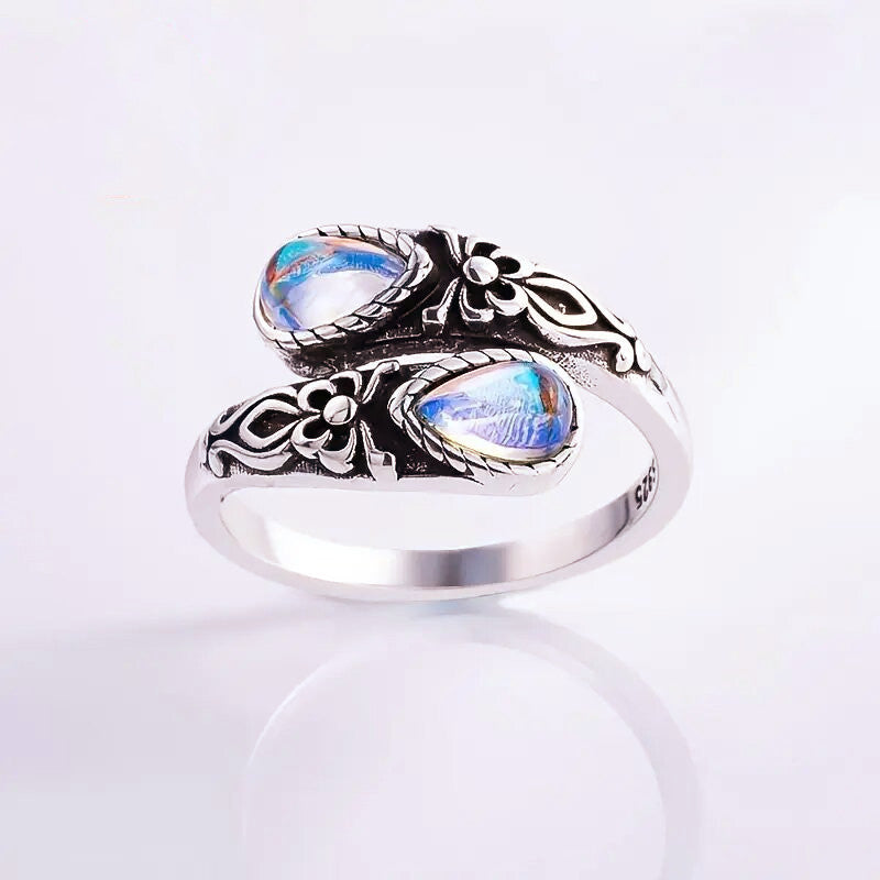 European and American Moonstone Spoon-Shaped Ring Victorian Vintage Relief Bowknot Bohemian Style Ring