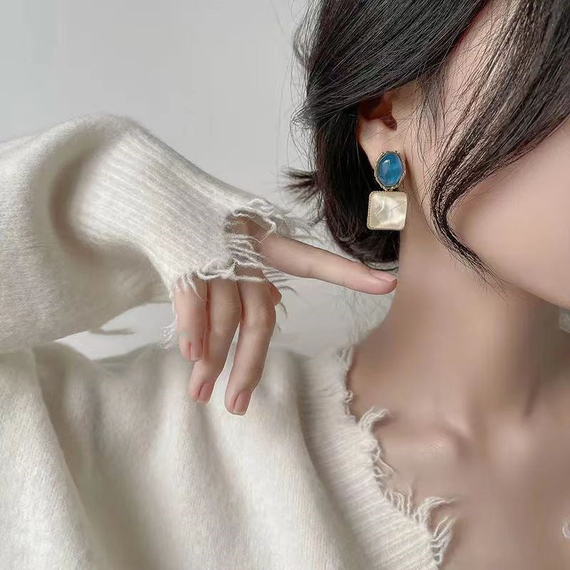 The sea and sky design asymmetrical square color blocks, 3D earrings