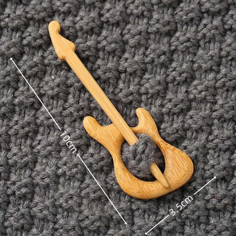 Brooch pin with wooden animal pattern Wooden Animal Brooch Gift