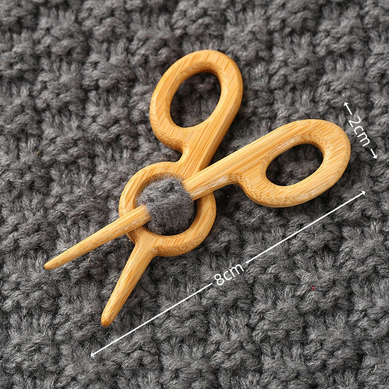 Brooch pin with wooden animal pattern Wooden Animal Brooch Gift