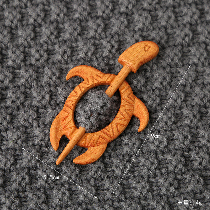 Brooch pin with wooden animal pattern Wooden Animal Brooch Gift