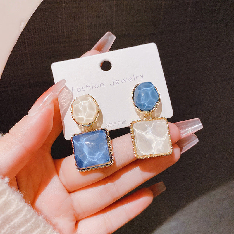 The sea and sky design asymmetrical square color blocks, 3D earrings