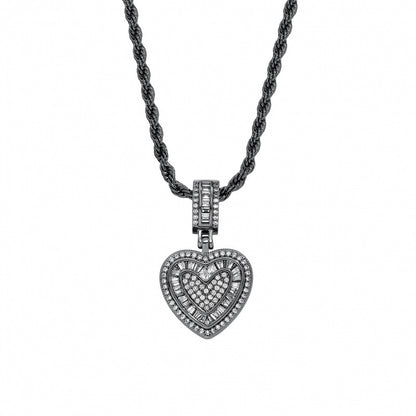 European and American Niche Gold-Plated Heart Collarbone Chain Metal Hip-Hop Accessories Sweater Chain Women Pendant Necklace Jewelry Wholesale