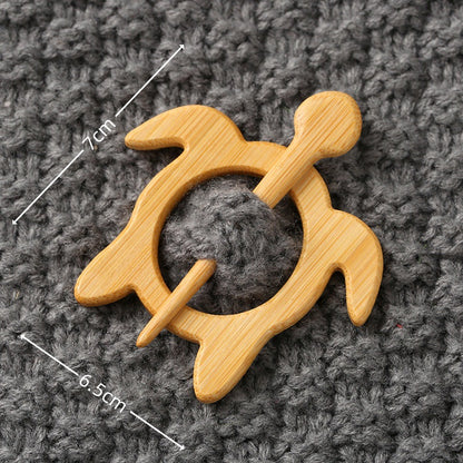 Brooch pin with wooden animal pattern Wooden Animal Brooch Gift