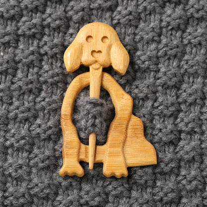 Brooch pin with wooden animal pattern Wooden Animal Brooch Gift