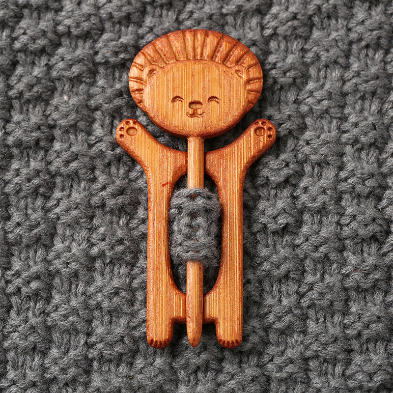 Brooch pin with wooden animal pattern Wooden Animal Brooch Gift