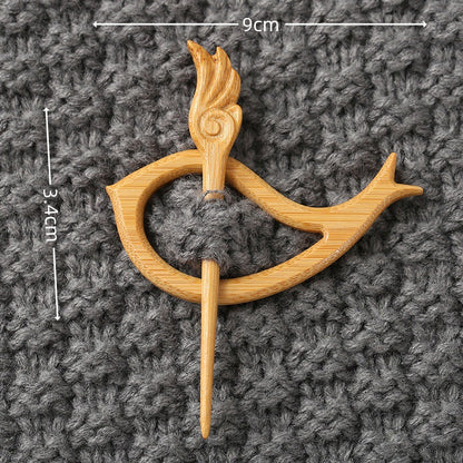 Brooch pin with wooden animal pattern Wooden Animal Brooch Gift