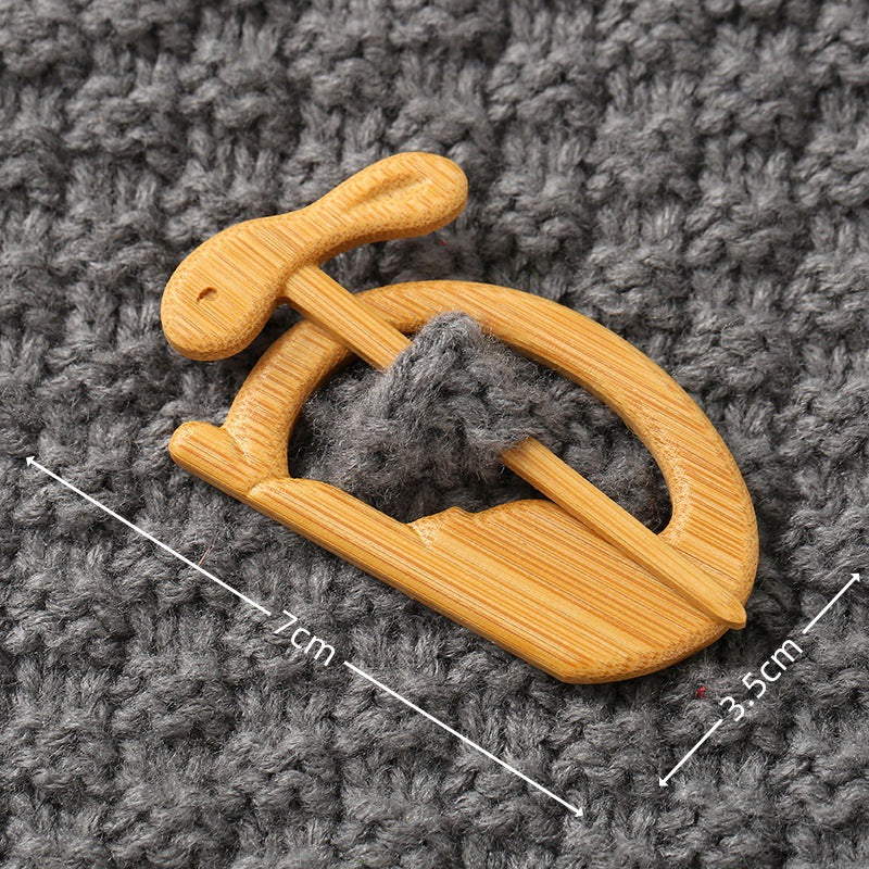 Brooch pin with wooden animal pattern Wooden Animal Brooch Gift