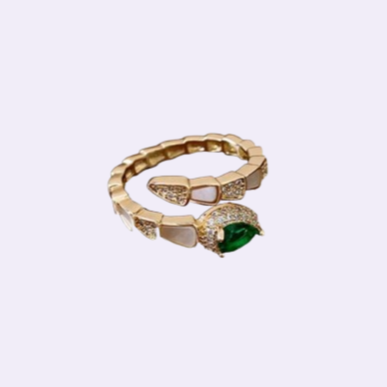 This retro, light luxury, slightly set zircon snake-shaped ring exudes a sense of sophistication and a niche charm for the index finger ring