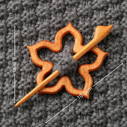 Brooch pin with wooden animal pattern Wooden Animal Brooch Gift