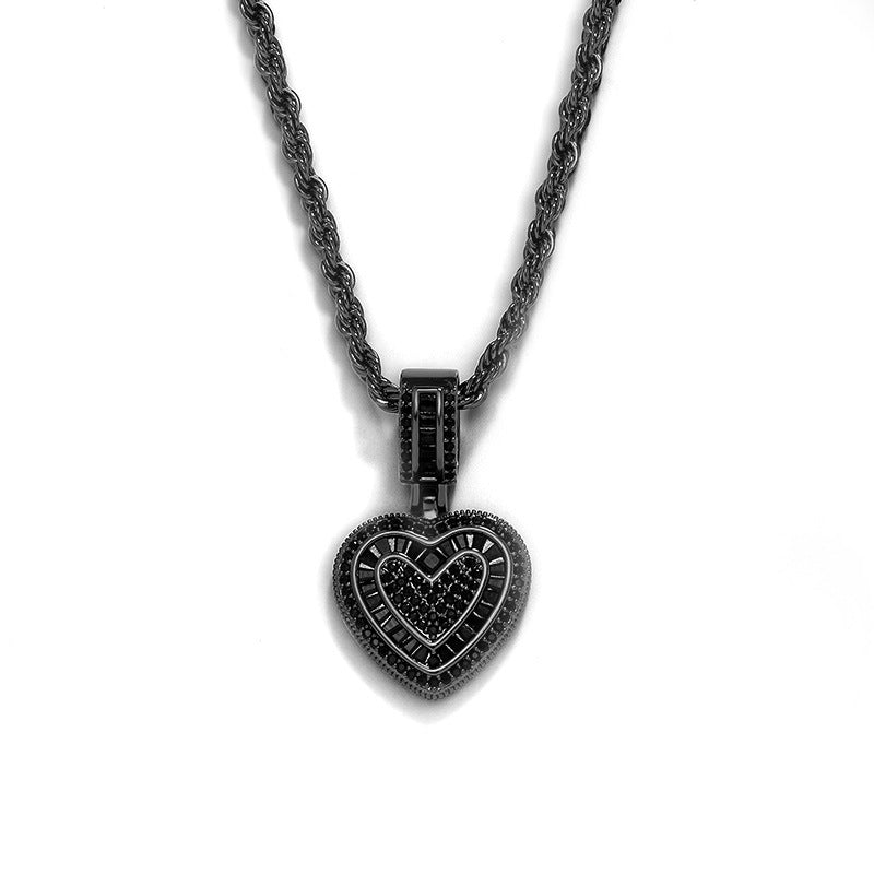 European and American Niche Gold-Plated Heart Collarbone Chain Metal Hip-Hop Accessories Sweater Chain Women Pendant Necklace Jewelry Wholesale
