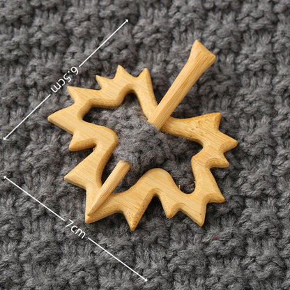Brooch pin with wooden animal pattern Wooden Animal Brooch Gift