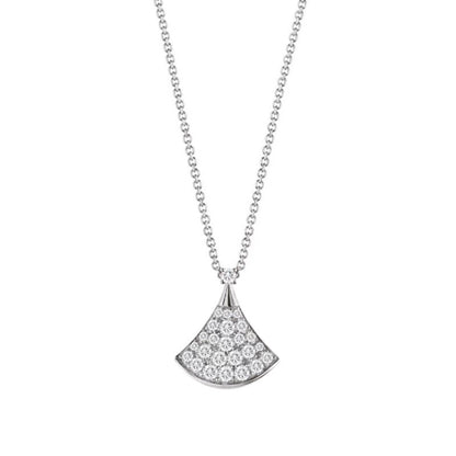 Natural mother-of-pearl dress necklace with high-end fan-shaped pendant and collarbone chain