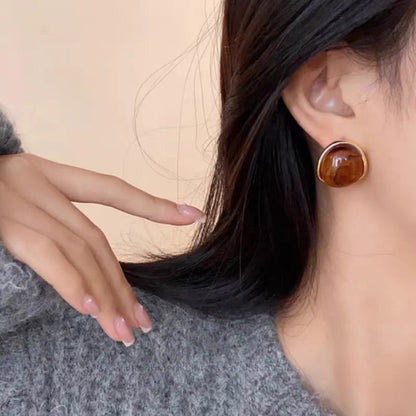 Autumn and Winter New Earrings Niche Design Light Luxury High-end Elegant Earrings