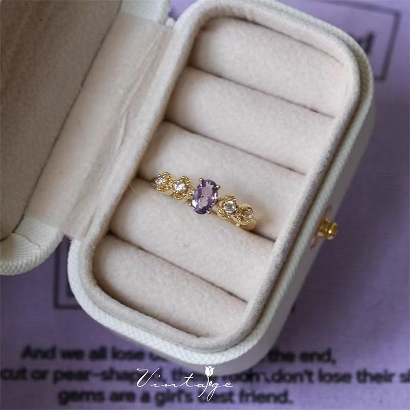Vintage Jewelry French Retro Exquisite Niche Light Luxury Palace Style High-end Olive Green New Open Ring for Women