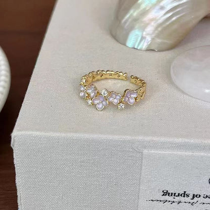 Vintage Jewelry French Retro Exquisite Niche Light Luxury Palace Style High-end Olive Green New Open Ring for Women