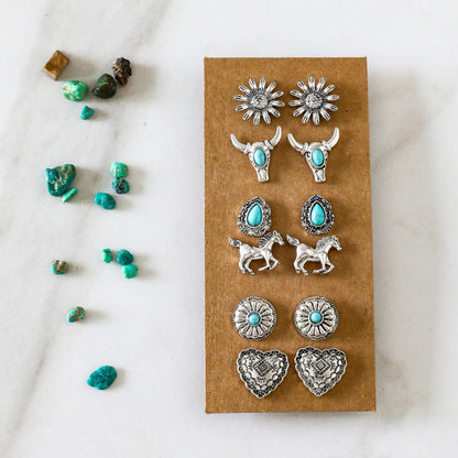 Western Cowboy Style Turquoise Earrings Vintage Ethnic Style Turquoise Flower Bull Head Horse Heart Carved Stud Earrings for Women