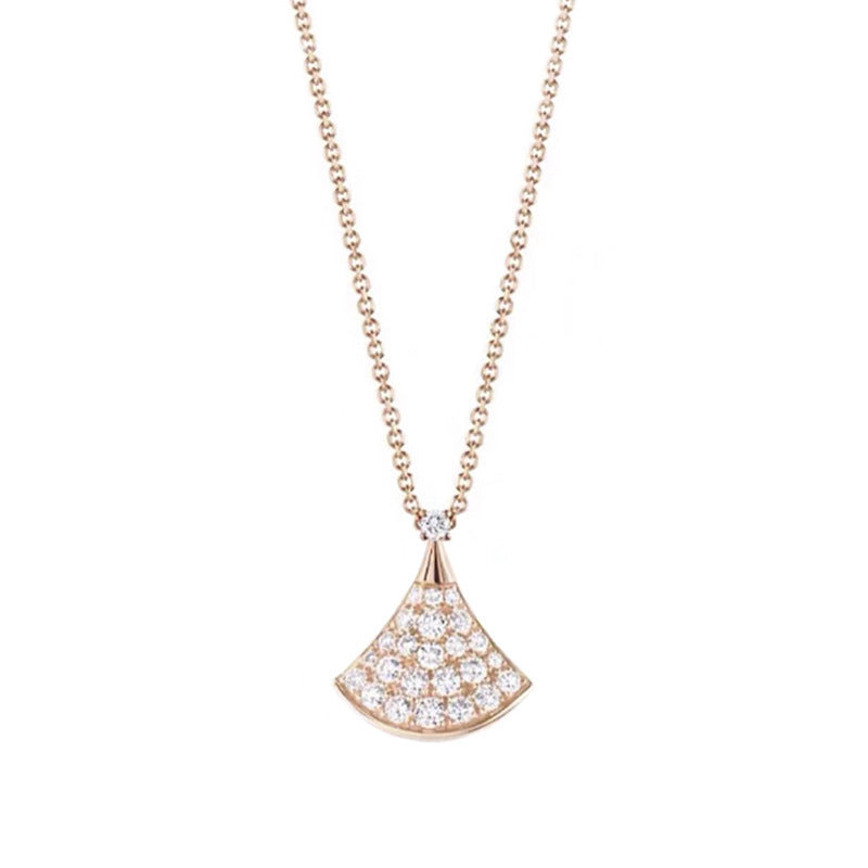 Natural mother-of-pearl dress necklace with high-end fan-shaped pendant and collarbone chain