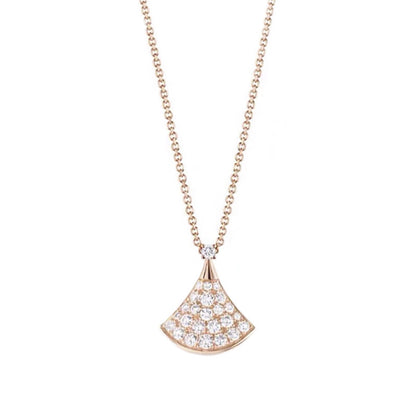 Natural mother-of-pearl dress necklace with high-end fan-shaped pendant and collarbone chain