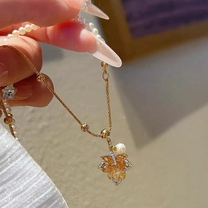 Maple Leaf Pendant Necklace Fashion Necklace