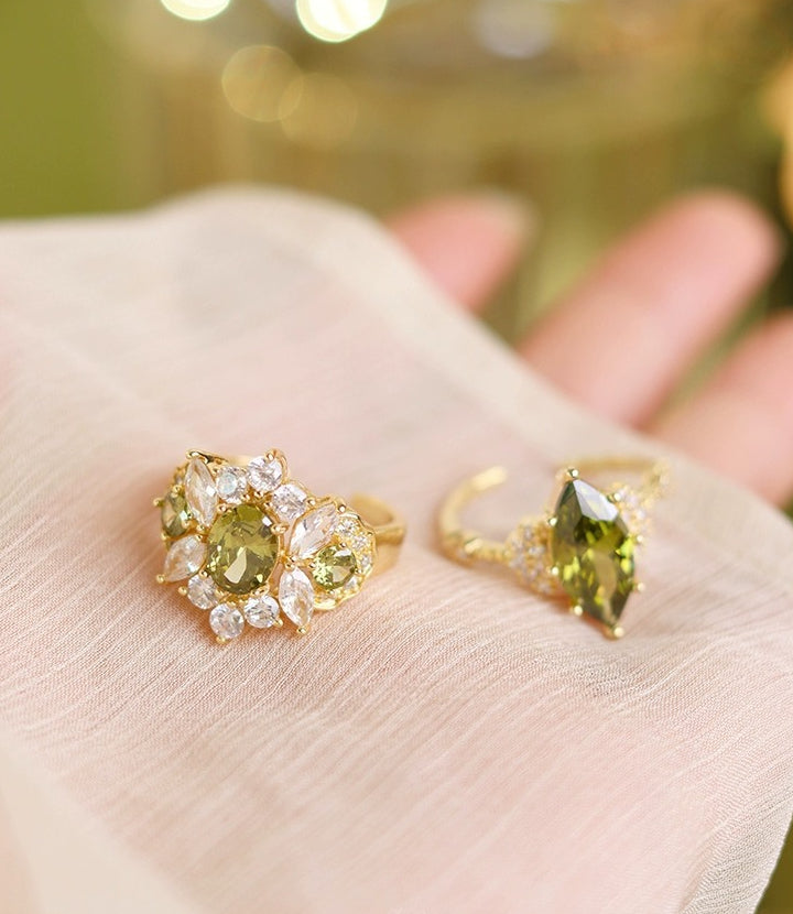 Vintage Jewelry French Retro Exquisite Niche Light Luxury Palace Style High-end Olive Green New Open Ring for Women