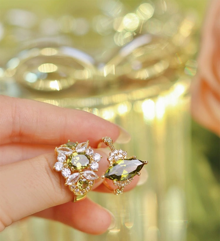 Vintage Jewelry French Retro Exquisite Niche Light Luxury Palace Style High-end Olive Green New Open Ring for Women