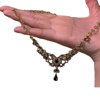 Vintage Court Style Zircon Water Drop Necklace for Women, Niche Exaggerated Collarbone Chain Neck Chain