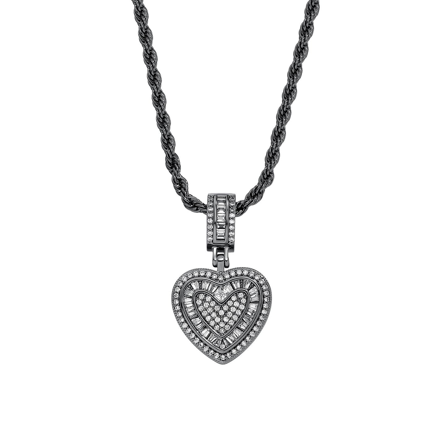 European and American Niche Gold-Plated Heart Collarbone Chain Metal Hip-Hop Accessories Sweater Chain Women Pendant Necklace Jewelry Wholesale