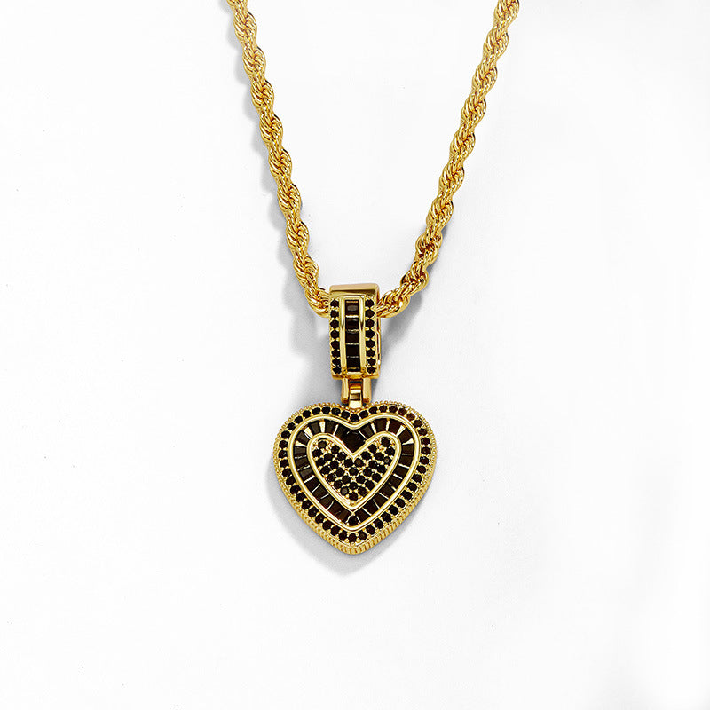 European and American Niche Gold-Plated Heart Collarbone Chain Metal Hip-Hop Accessories Sweater Chain Women Pendant Necklace Jewelry Wholesale