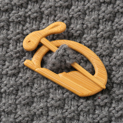Brooch pin with wooden animal pattern Wooden Animal Brooch Gift