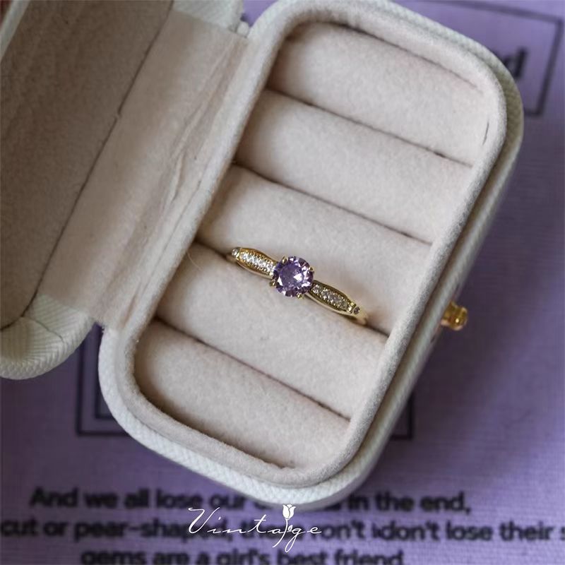 Vintage Jewelry French Retro Exquisite Niche Light Luxury Palace Style High-end Olive Green New Open Ring for Women