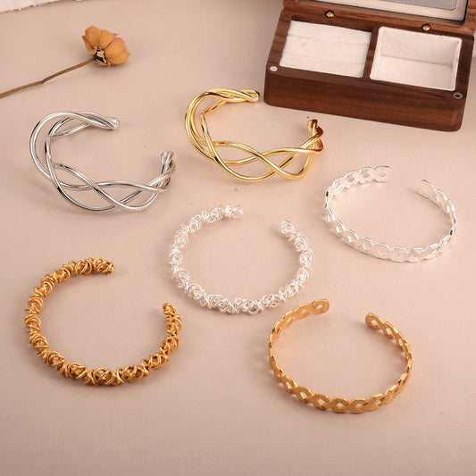 Vintage Hollow Metal Bracelet Medieval Style Personality Women's Bracelet Fashion Geometric Vintage Gold-Plated Versatile Simple Bracelet